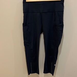 LuluLemon Black Cropped Leggings